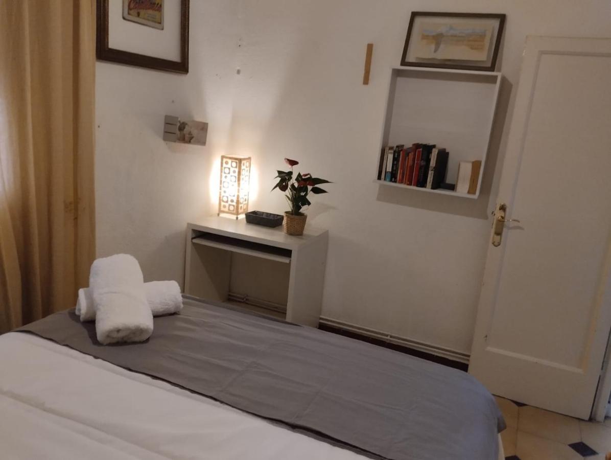 Gaudi 51 Daire Barselona Dış mekan fotoğraf