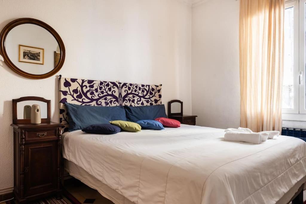Gaudi 51 Daire Barselona Dış mekan fotoğraf
